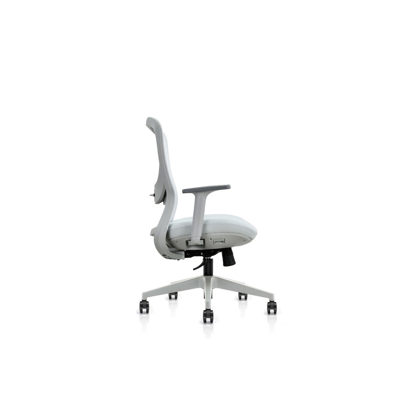 Lumina Medium Back Chair